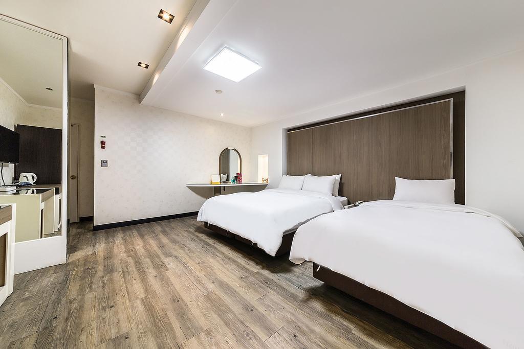 Hotel Tate Suwon Extérieur photo