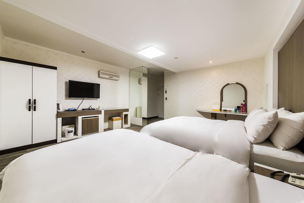 Hotel Tate Suwon Extérieur photo