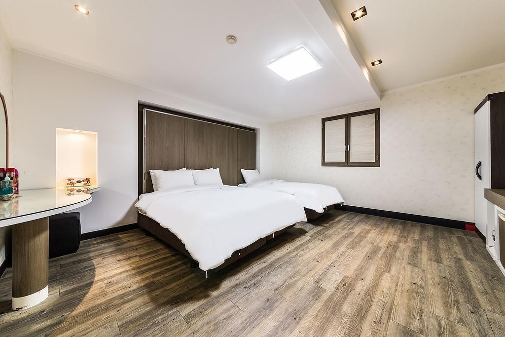 Hotel Tate Suwon Extérieur photo