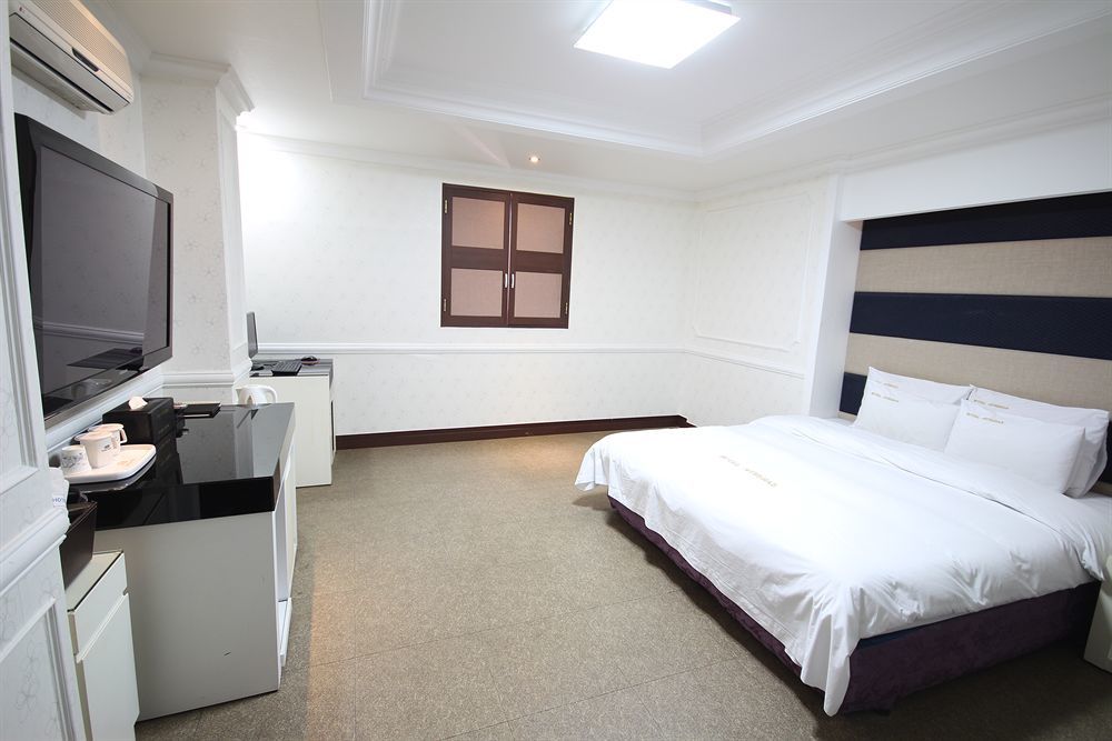 Hotel Tate Suwon Extérieur photo