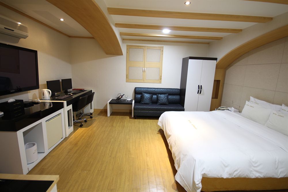 Hotel Tate Suwon Extérieur photo