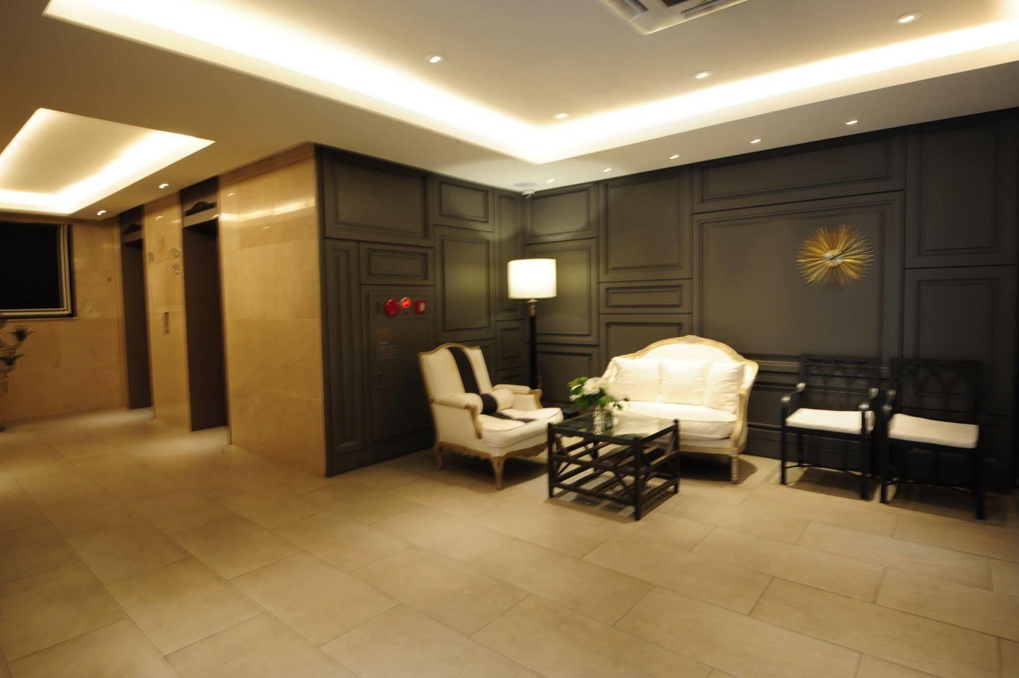 Hotel Tate Suwon Extérieur photo